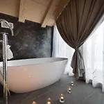 Roberta Alpine Adults Only 4*