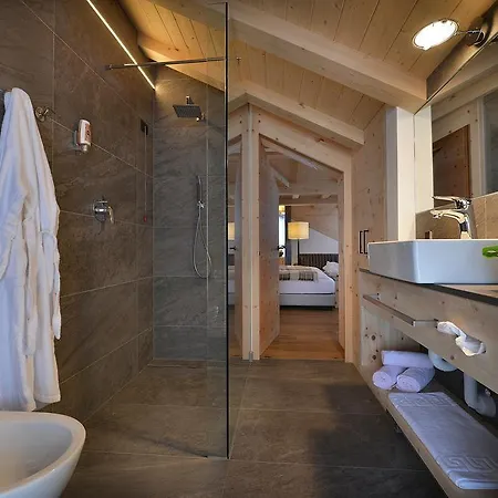 ホテル Roberta Alpine Adults Only