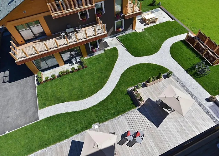 Roberta Alpine Adults Only ليفينو